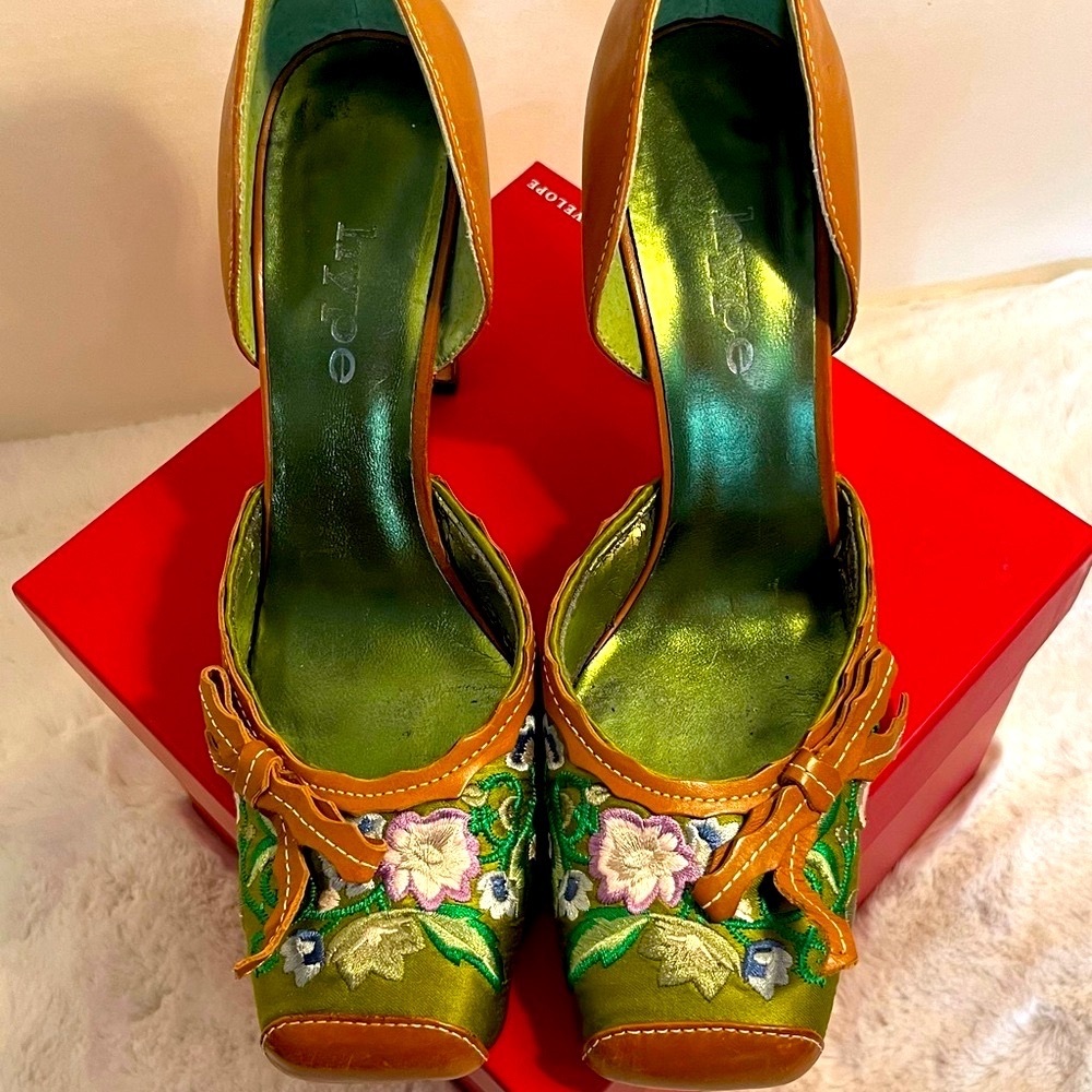 Lime Green Satin Brown Leather Hi Heels 5”  Lilac Floral Embroidery Sq.Toe 7 1/2 - Picture 4 of 14
